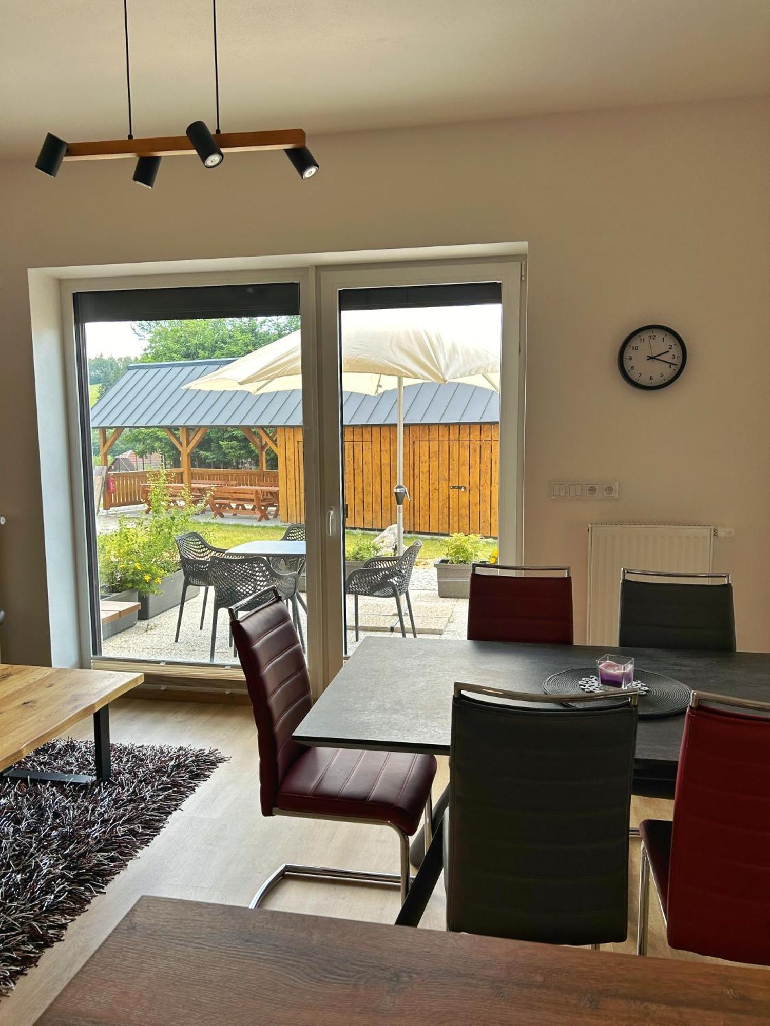 Apartman Se Slunnou Teraskou V Kasperkach Kasperske Hory Exterior photo